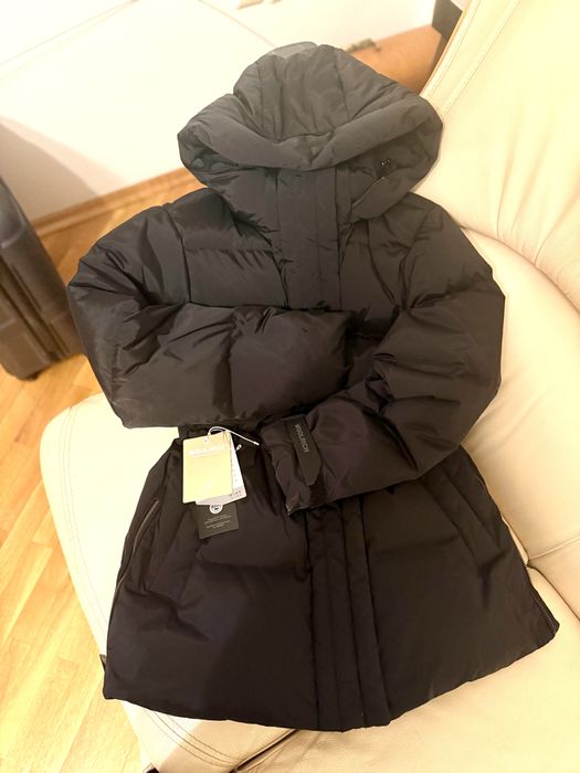 Оригинално яке Woolrich от гъши пух