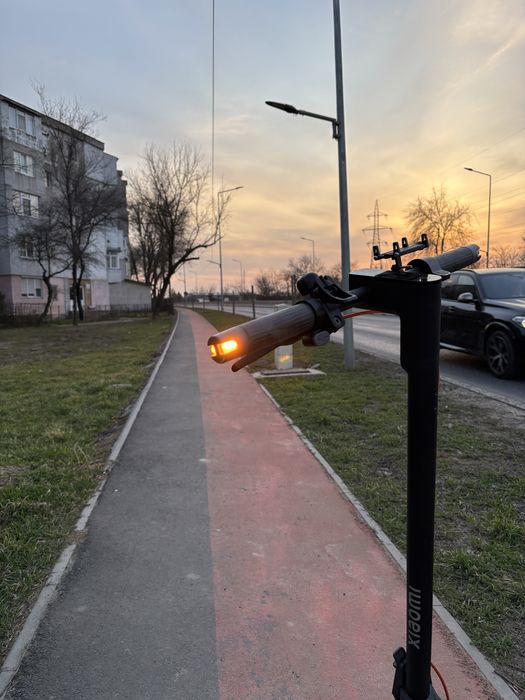Trotineta electrica Xiaomi Scooter 4 pro generatia a 2-a