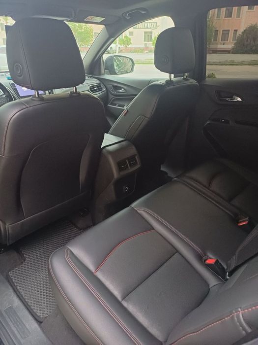 Chevrolet Equinox — қулайлик, куч ва нуфуз бирлашган автомобиль.