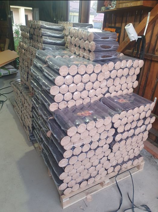 Lemn de foc și brichete