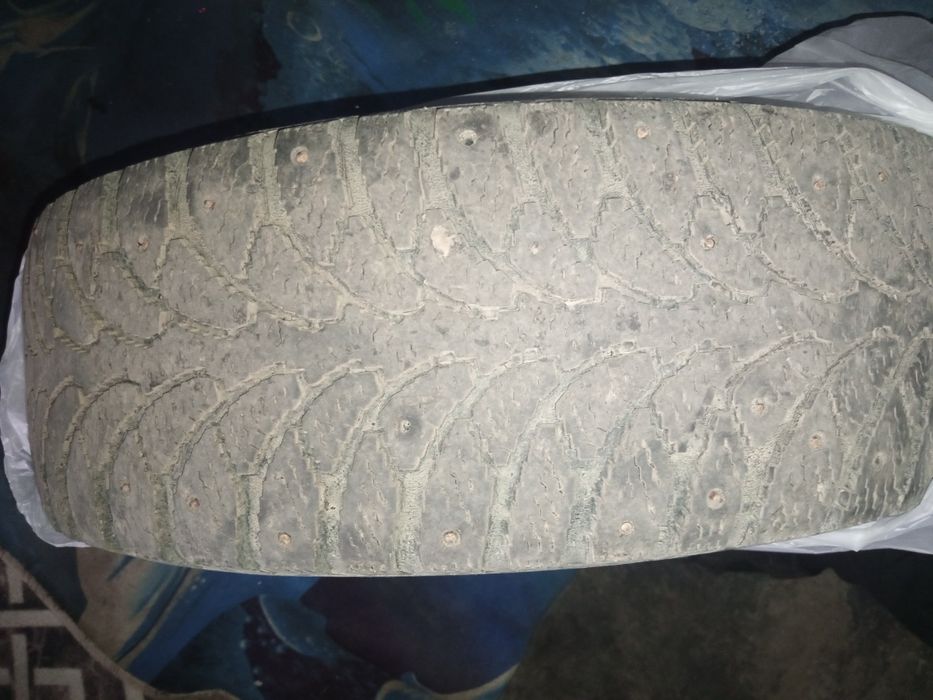 Продам зимние шины