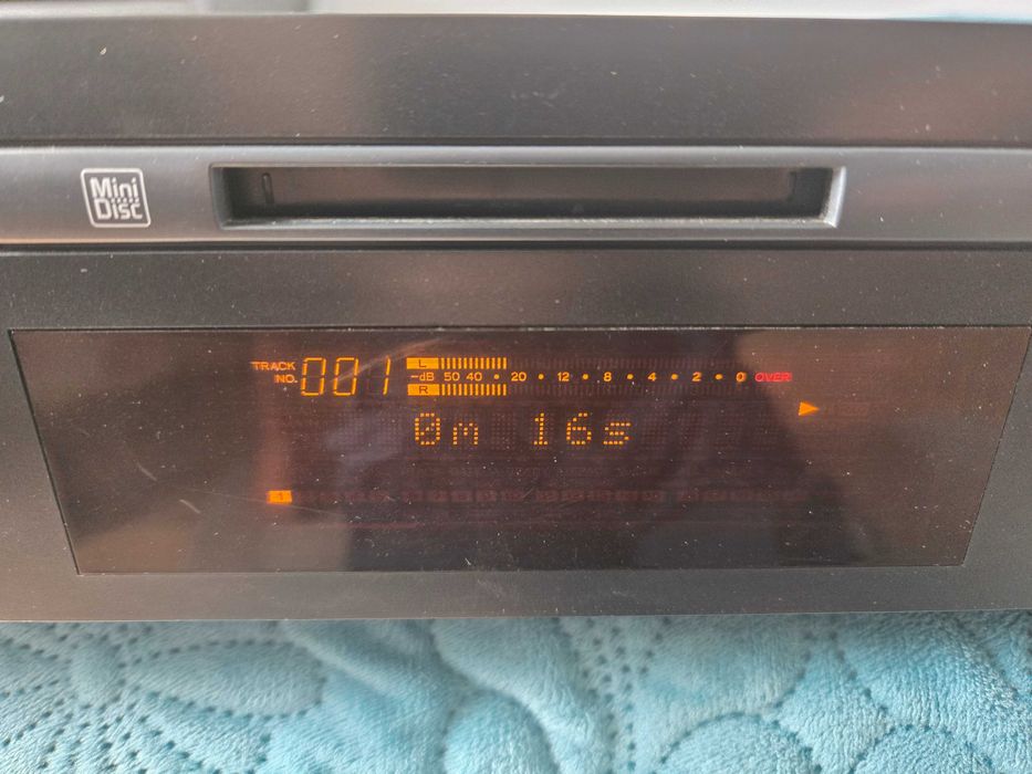 Tascam MD-301MKII minidisc deck