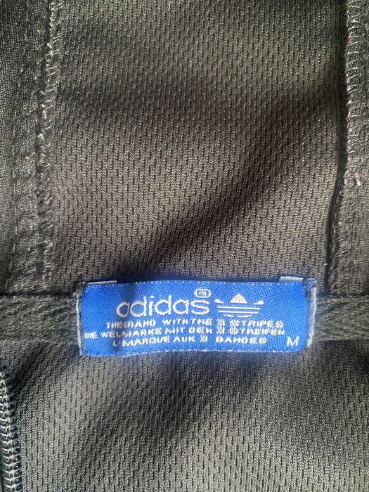 Спортивная кофта