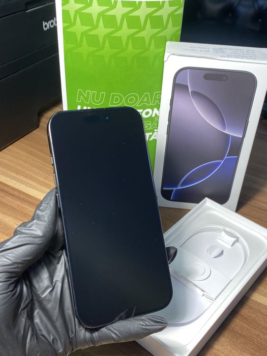 iPhone 16 Pro• 128 GB • Black  Titanium