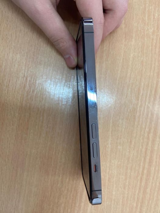 Продам Айфон 13 про на 128гб