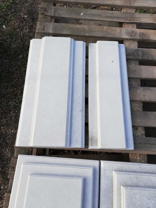 Capace, coame(pălării) stâlp gard