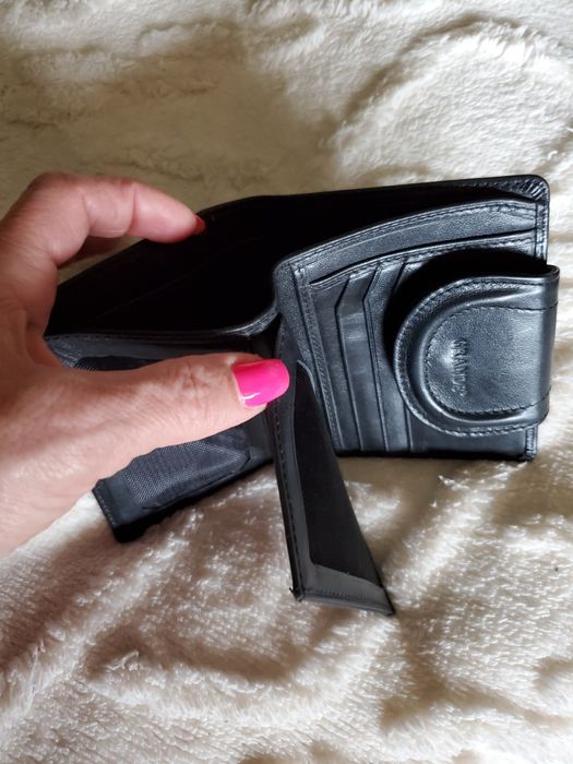 Дамски портфейли естествена кожа