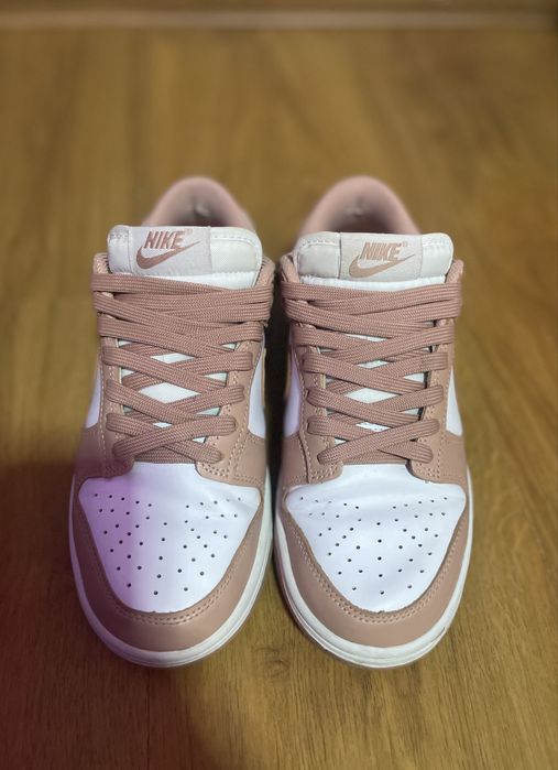 Adidasi nike dunk low pink