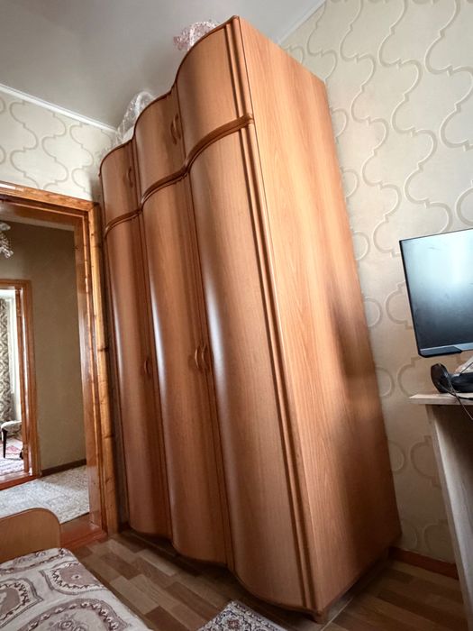 Продается шкаф..