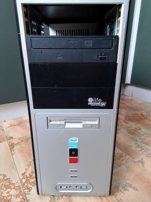 Продам компьютер б/у на запчасти