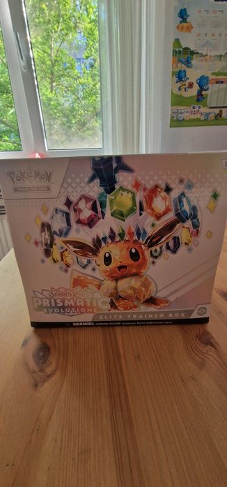 Set Pokemon Prismatic Evolution
