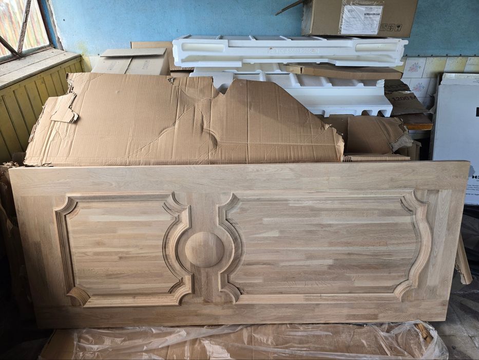 Uși din lemn masiv stejar