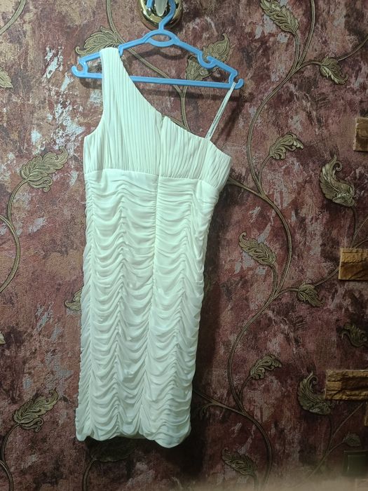 Коктельное платье фирмы Размер М