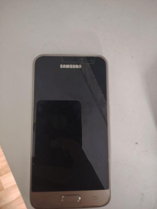 Samsung galaxy J1 6