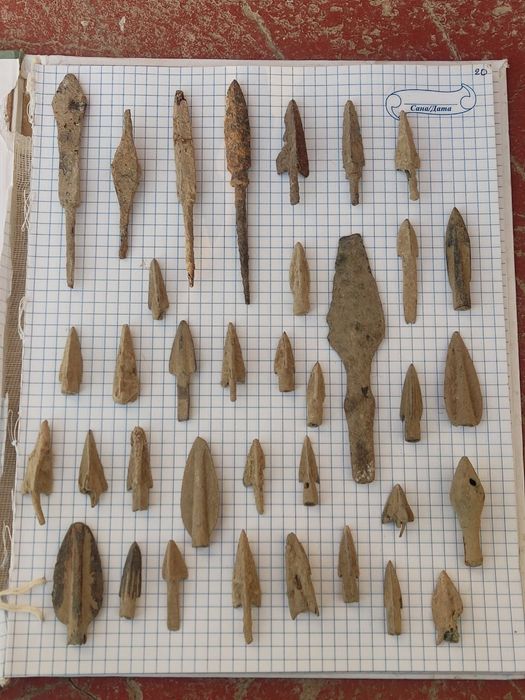 Сотилади камон учлари наконечниклар коллексияга