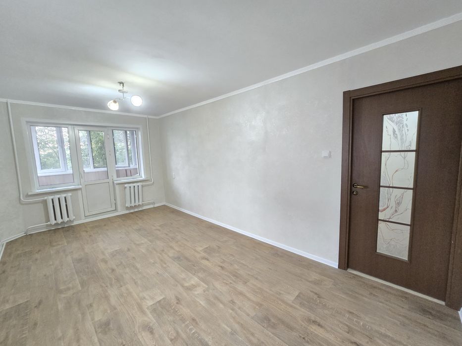 Продам 2хкомн,на 342 квартале