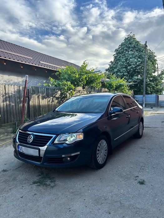 Vând Volkswagen Passat B6
