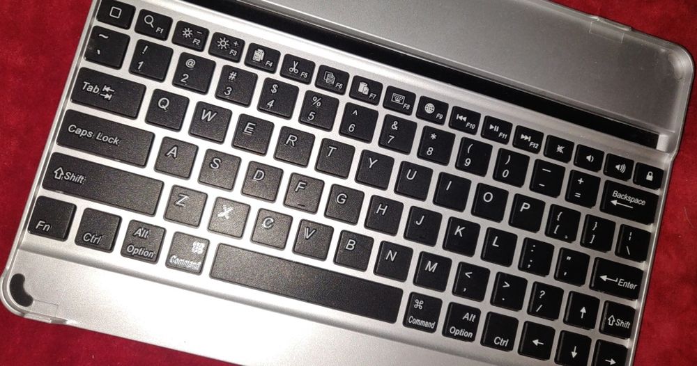 Tastatură Bluetooth iPad și Husă spate Air 2