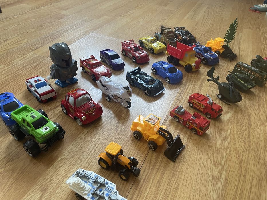 vand masinute pentru copii