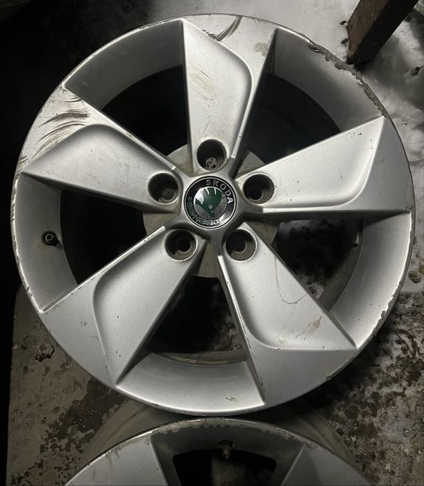 2 Диска  Шкода / Skoda R16