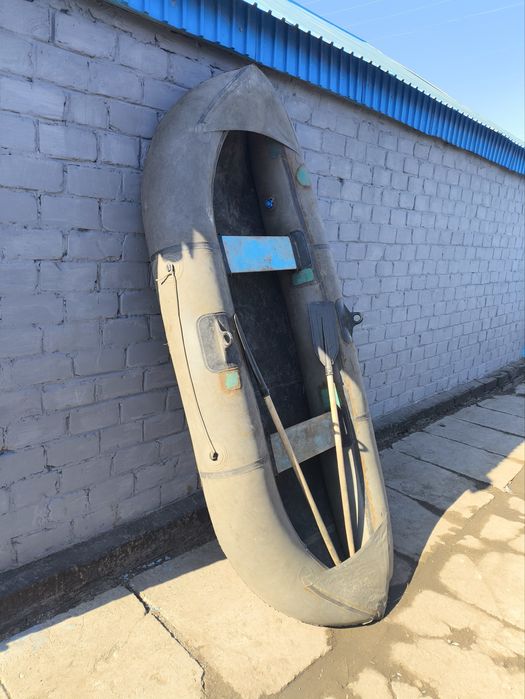 Лодка резиновая