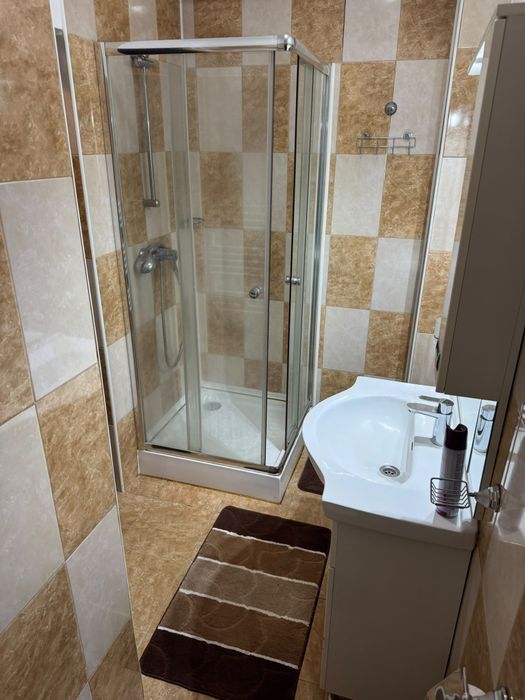 Apartament de închiriat