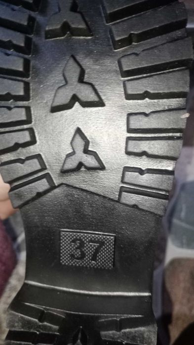 Ghete dama noi.cu blana