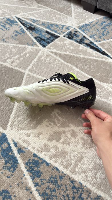 Бутсы New Balance Tekela Elite 43-44 размер
