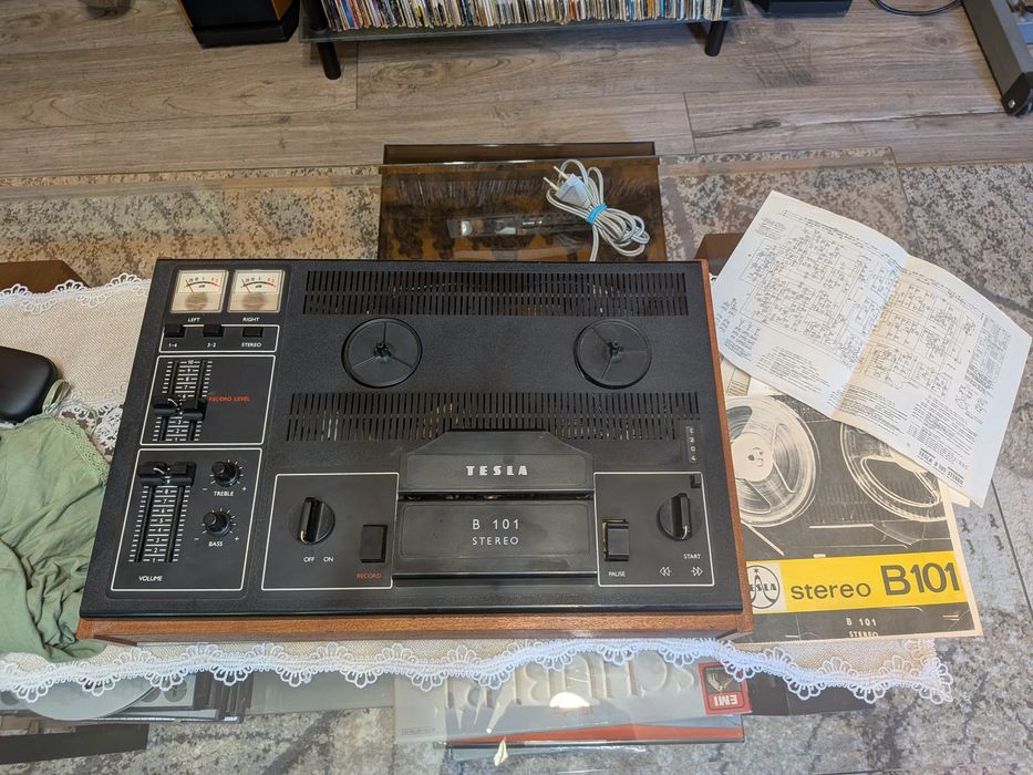 Magnetofon  Tesla B101 Stereo  foarte RAR!