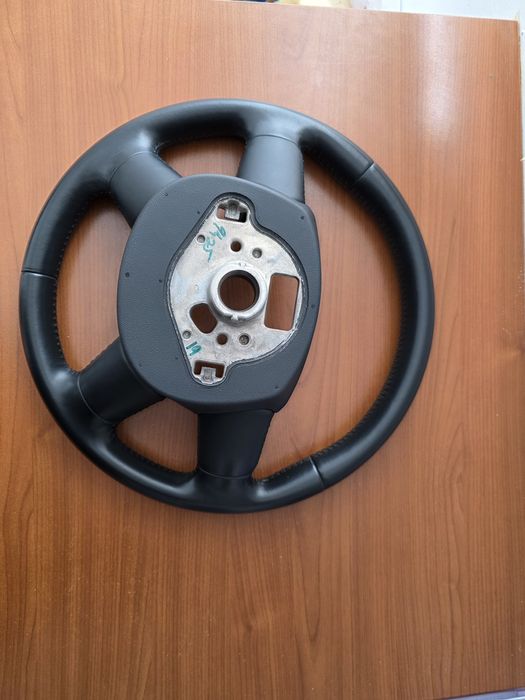 Волан от Audi А4 В8.5 2015г.