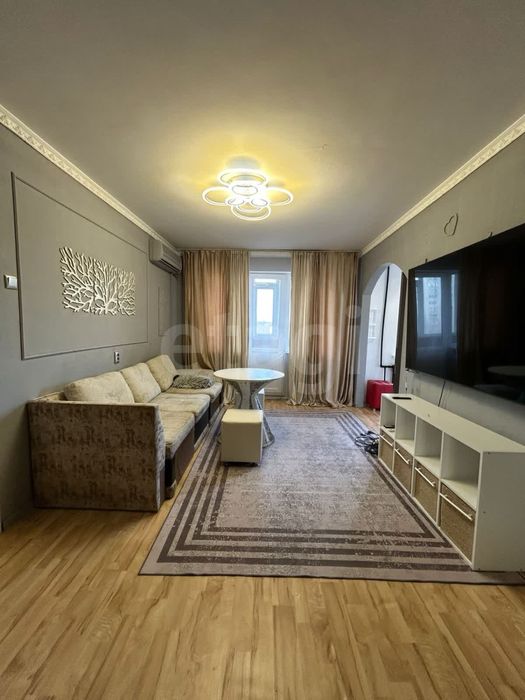 Продается 2 ком.кв в районе Стадиона!!!