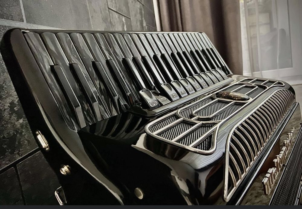 Acordeon weltmeister Supita Cassoto 2/2 stare nouă !!!