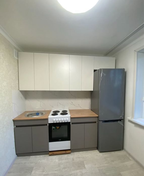 Кухонный гарнитур в наличии и на заказ