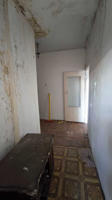 Продаётся 1-комнатная квартира 105-серии. 21 МКР - КАРАСУ. Этаж 5/5.