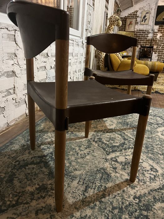 Ретро трапезни столове