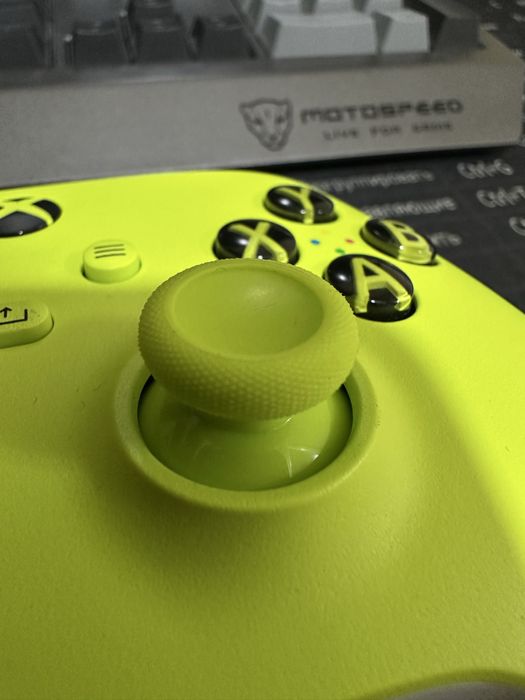 Оригинальный Xbox геймпад