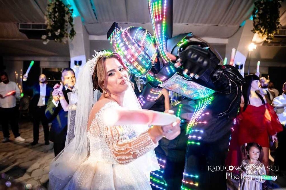 Inchiriere Roboti LED pentru Evenimente - Nunta Botez Majorat Cununie