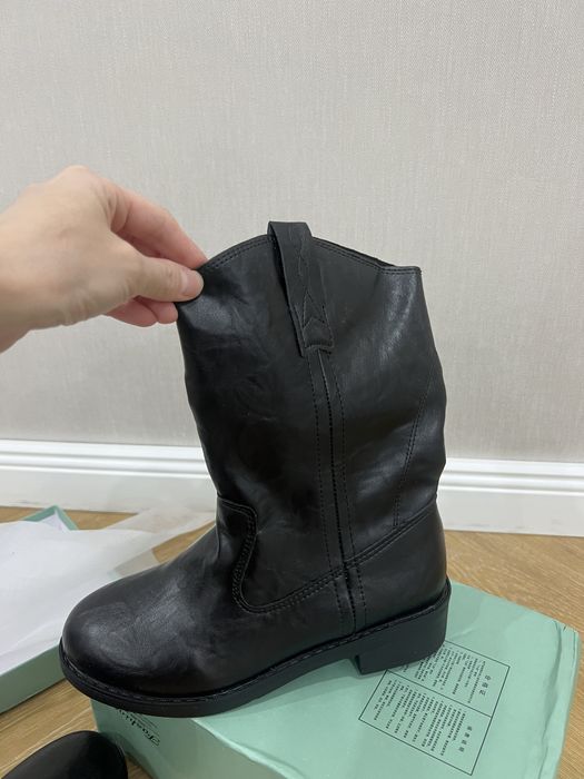 Продам новые сапожки казаки
