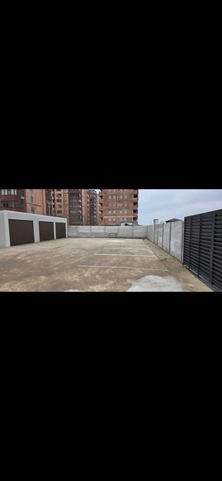 Inchiriez Garsoniera ,garaj si parcare