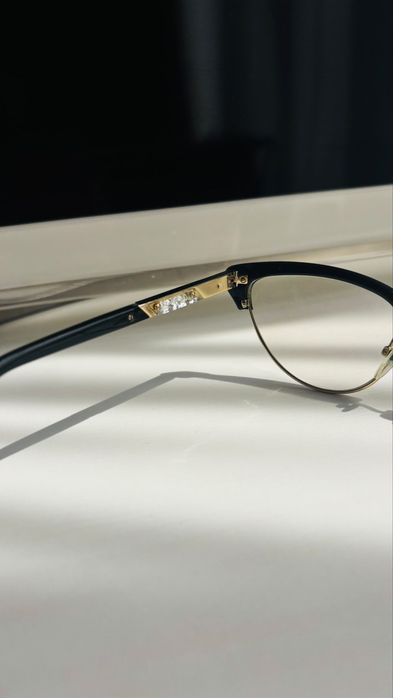 Rame ochelari FURLA-elegante si feminine