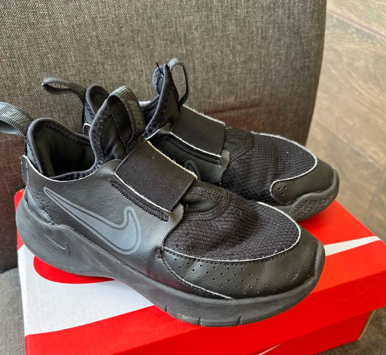 Детски маратонки NIKE FLEX RUNNER 3