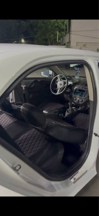Chevrolet Cobalt 2019 — 3