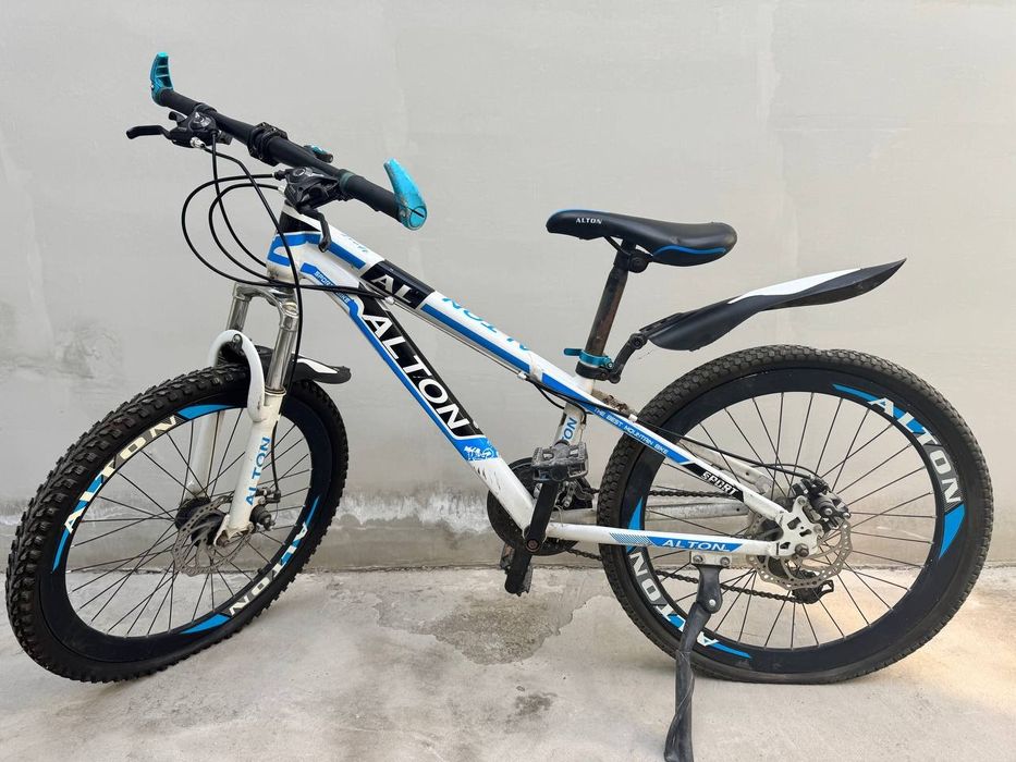 Продается велосипед подрастковый