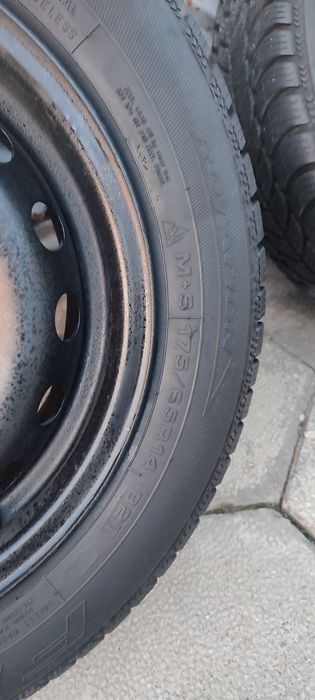 Гуми дебитца като нови на един сезон