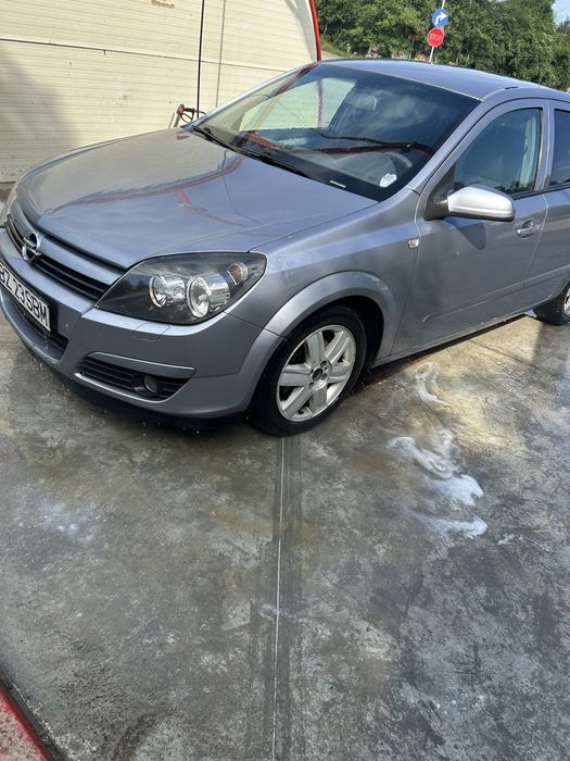 OPEL Astra 2004 — imagine 5