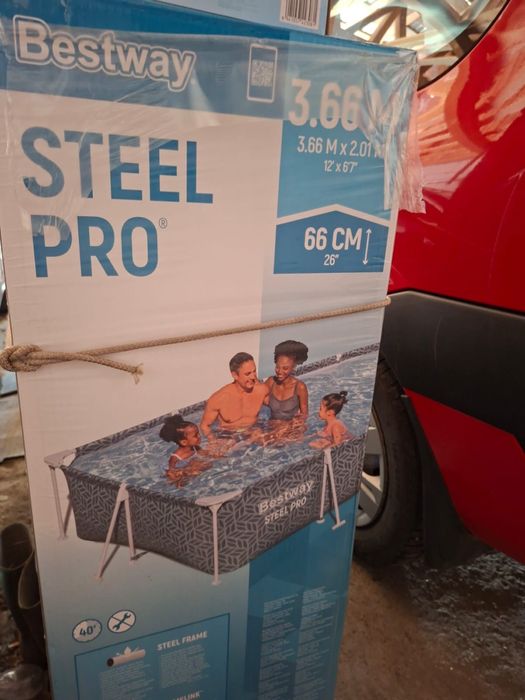 Piscina mare pentru gradina , incapatoare