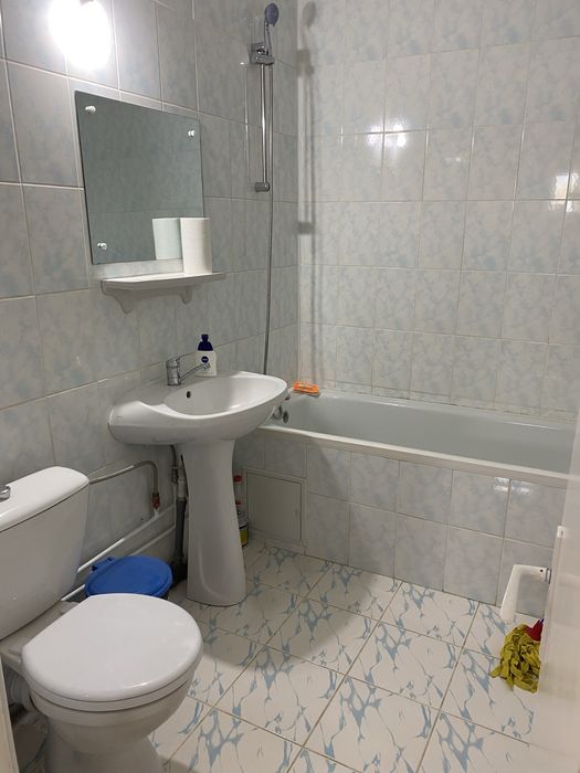 PF vand/schimb/inchiriez ap 3c et 3 , 80 mp zona Continental  Poitiers