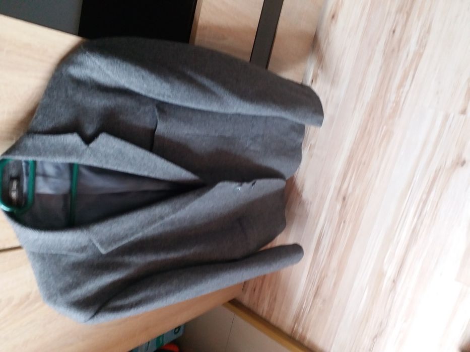 vand/schimb sacou impecabil gen ARMANI