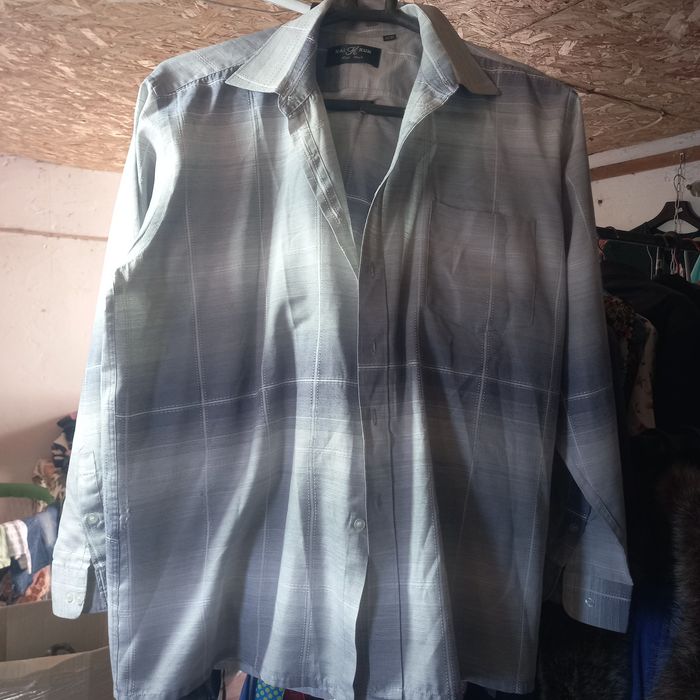 Продам мужские рубашки