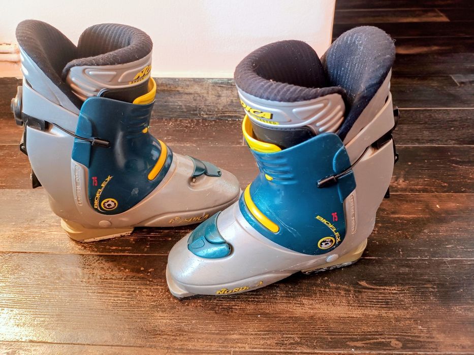 Clăpari schi Nordica Bioflex 75 mărimea 40 – stare bună